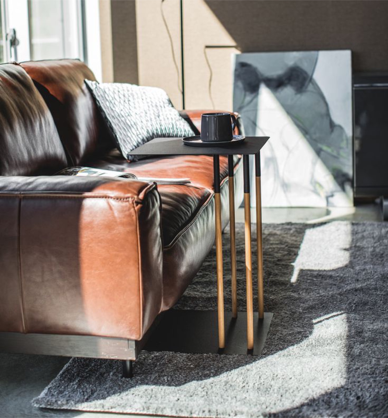 Yamazaki Home C shaped side table - photo 3