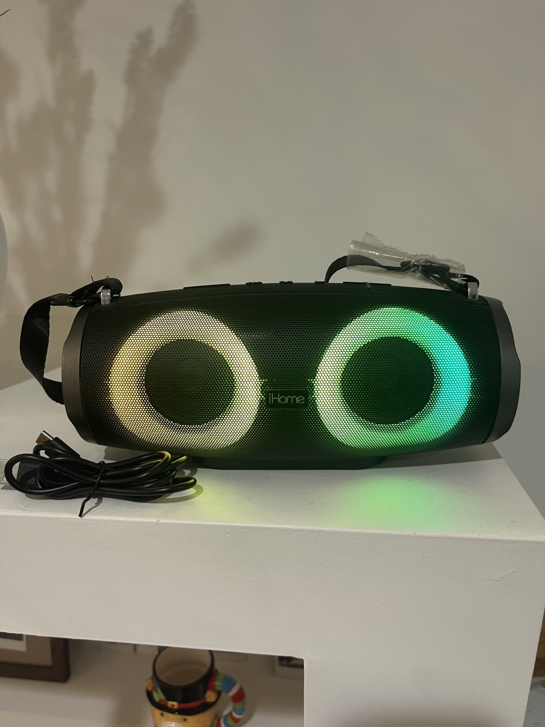 iHome Portable Bluetooth Speaker - photo 4