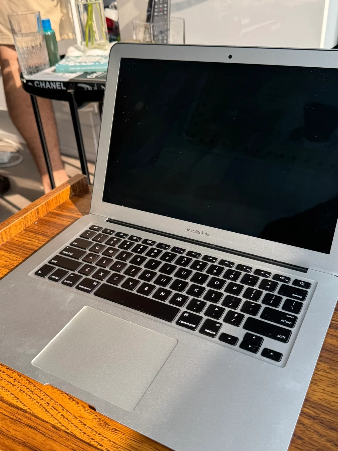 MacBook Air Silver 2017 thumbnail