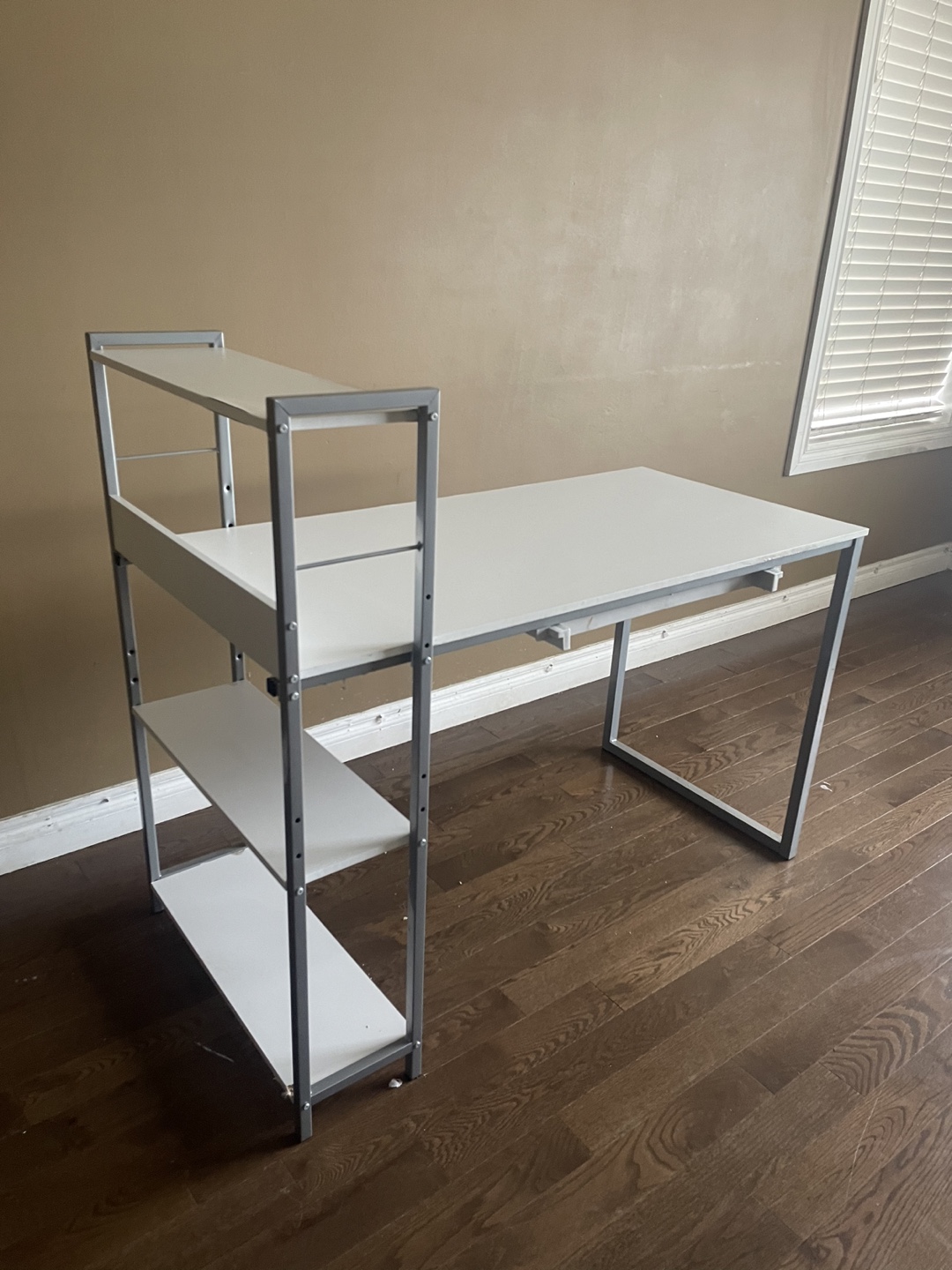 White Desk with Shelves - photo 2