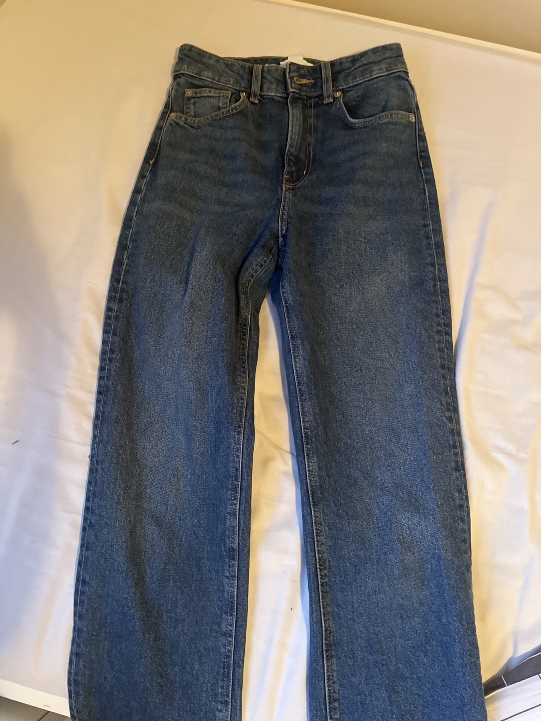 H&M Blue Jeans - High rise