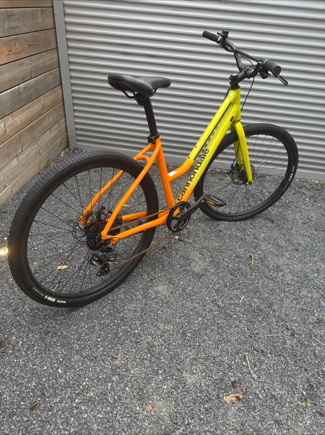 Cannondale Bike - Yellow & Orange image indicator(5)