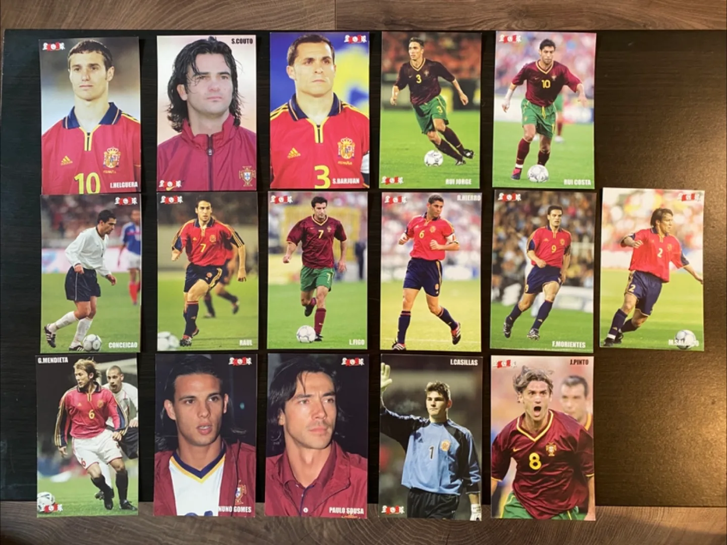Vintage Soccer Trading Cards (Portugal and Spain) thumbnail