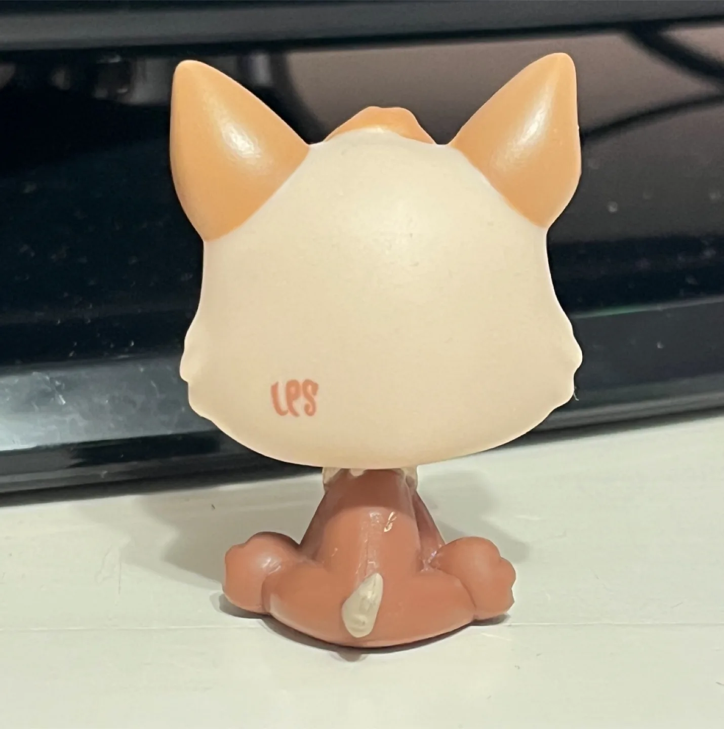 Littlest Pet Shop Figure image indicator(2)