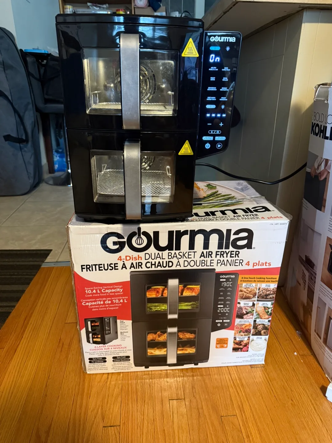 Gourmia 4 Dish Dual Basket Air Fryer 10.4 L (11 qt.) thumbnail