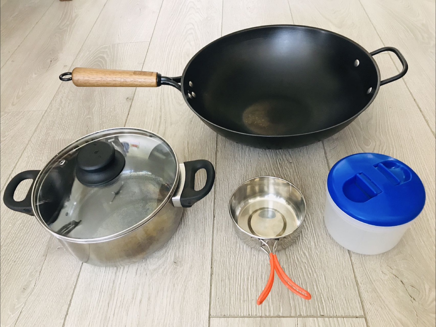 Wok, Saucepan with Lid, Container - Kitchen Set