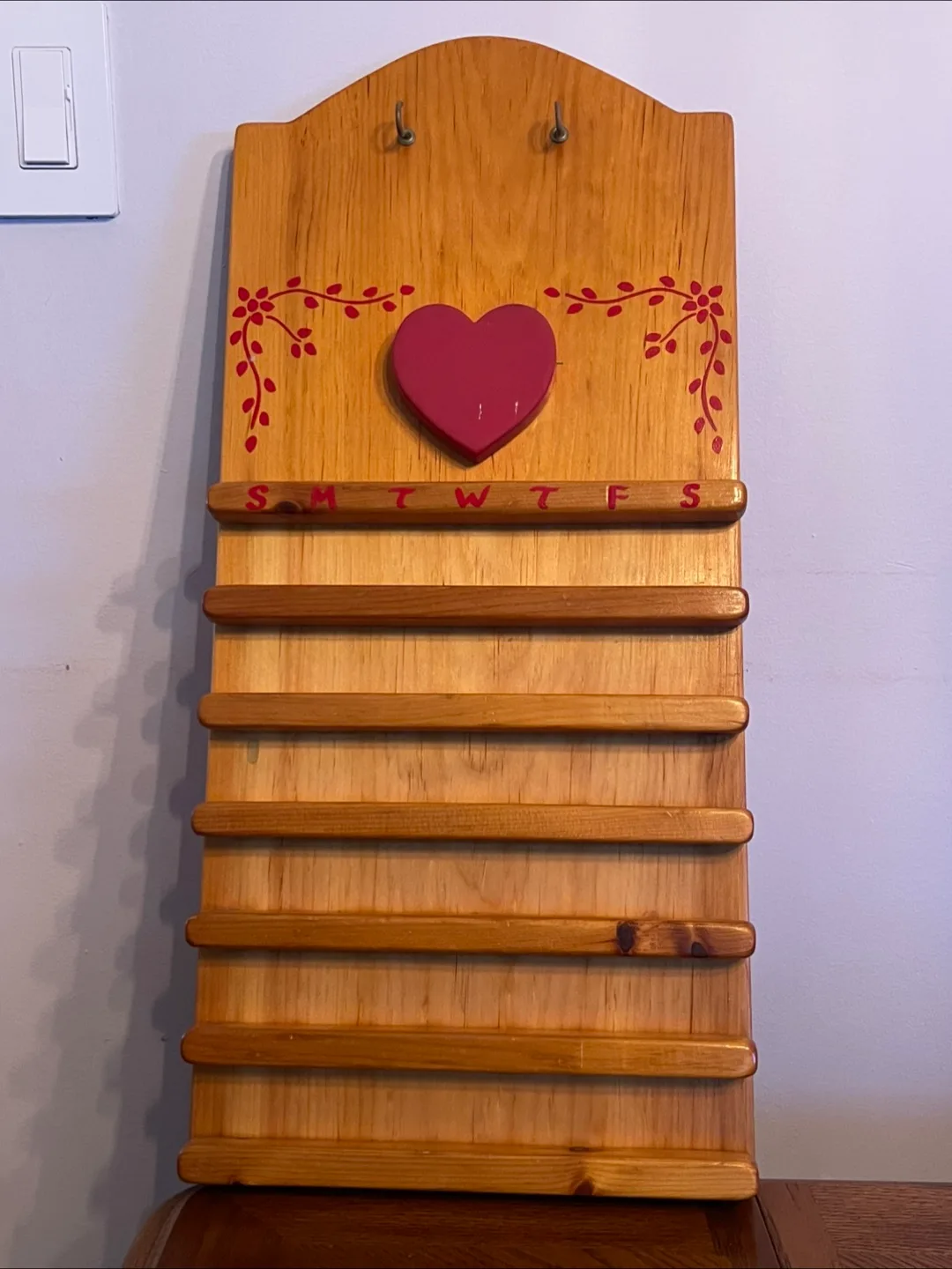Wooden Perpetual Calendar with Heart thumbnail