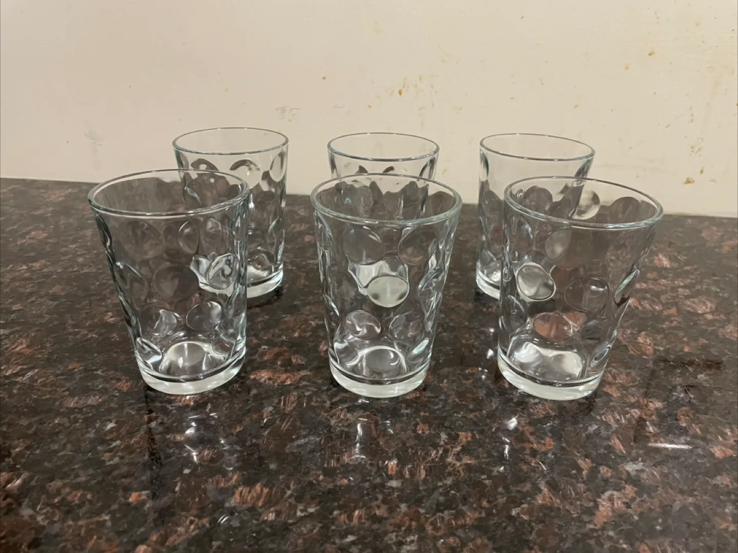 Set of 6 Clear Drinking Glasses thumbnail
