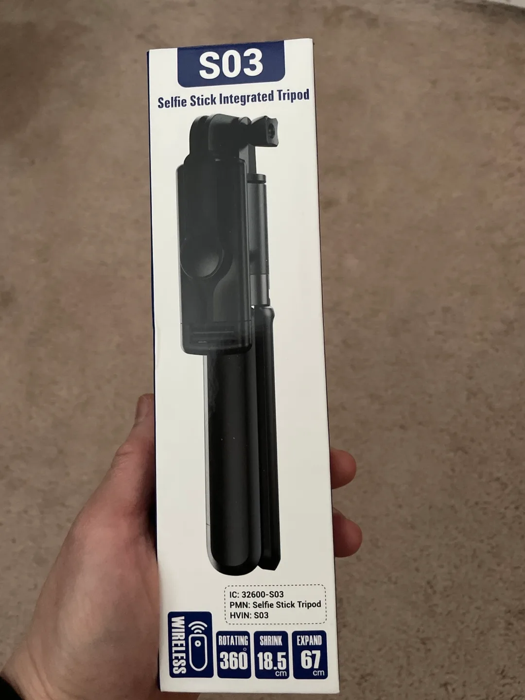 S03 Selfie Stick Integrated Tripod - New in Box! thumbnail