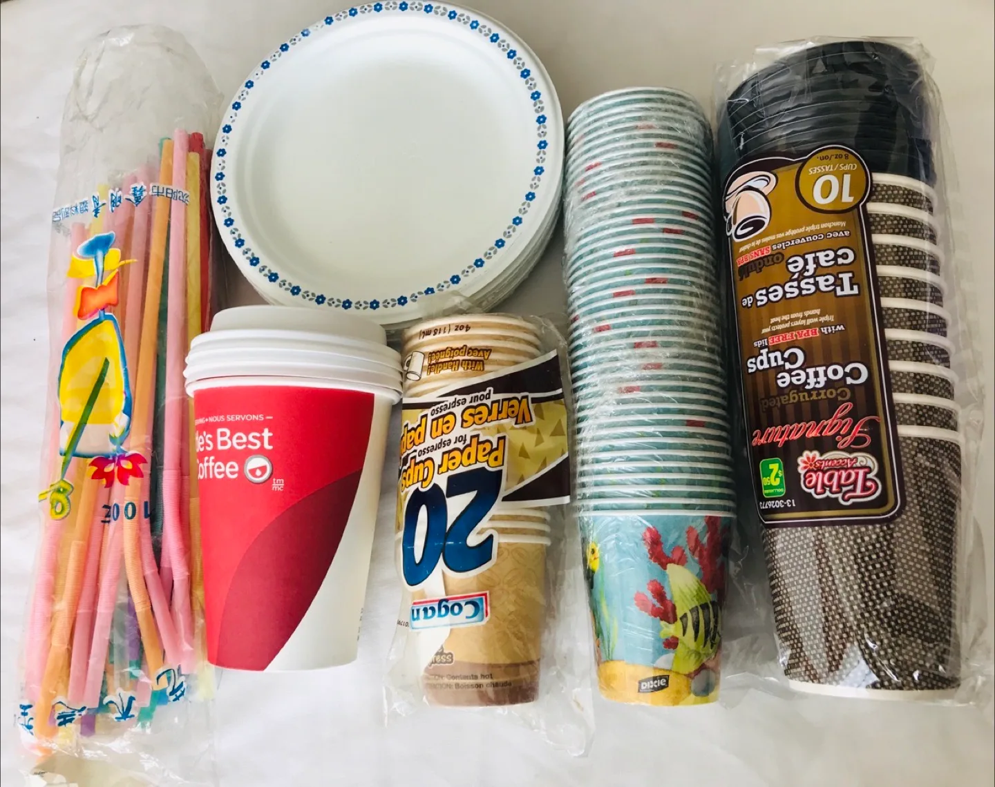 Paper Plates, Cups & Straws Bundle thumbnail
