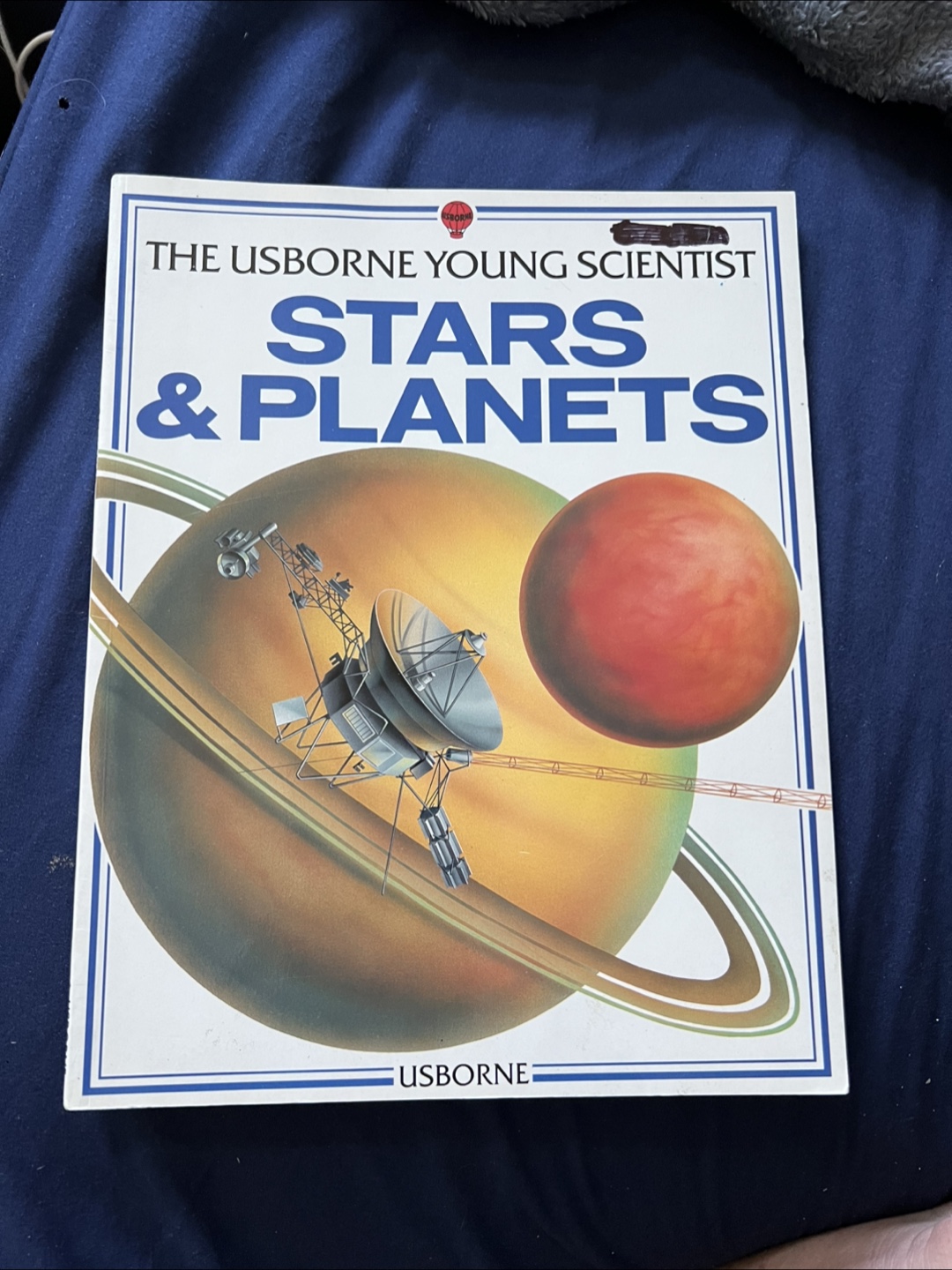 The Usborne Young Scientist: Stars & Planets Book