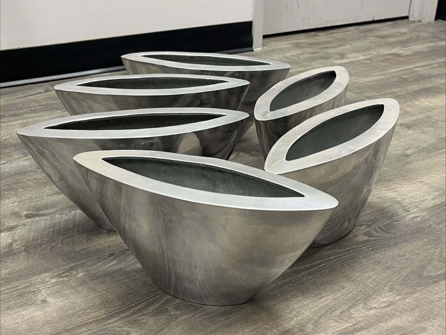 Set of 6 Silver Metal Planters