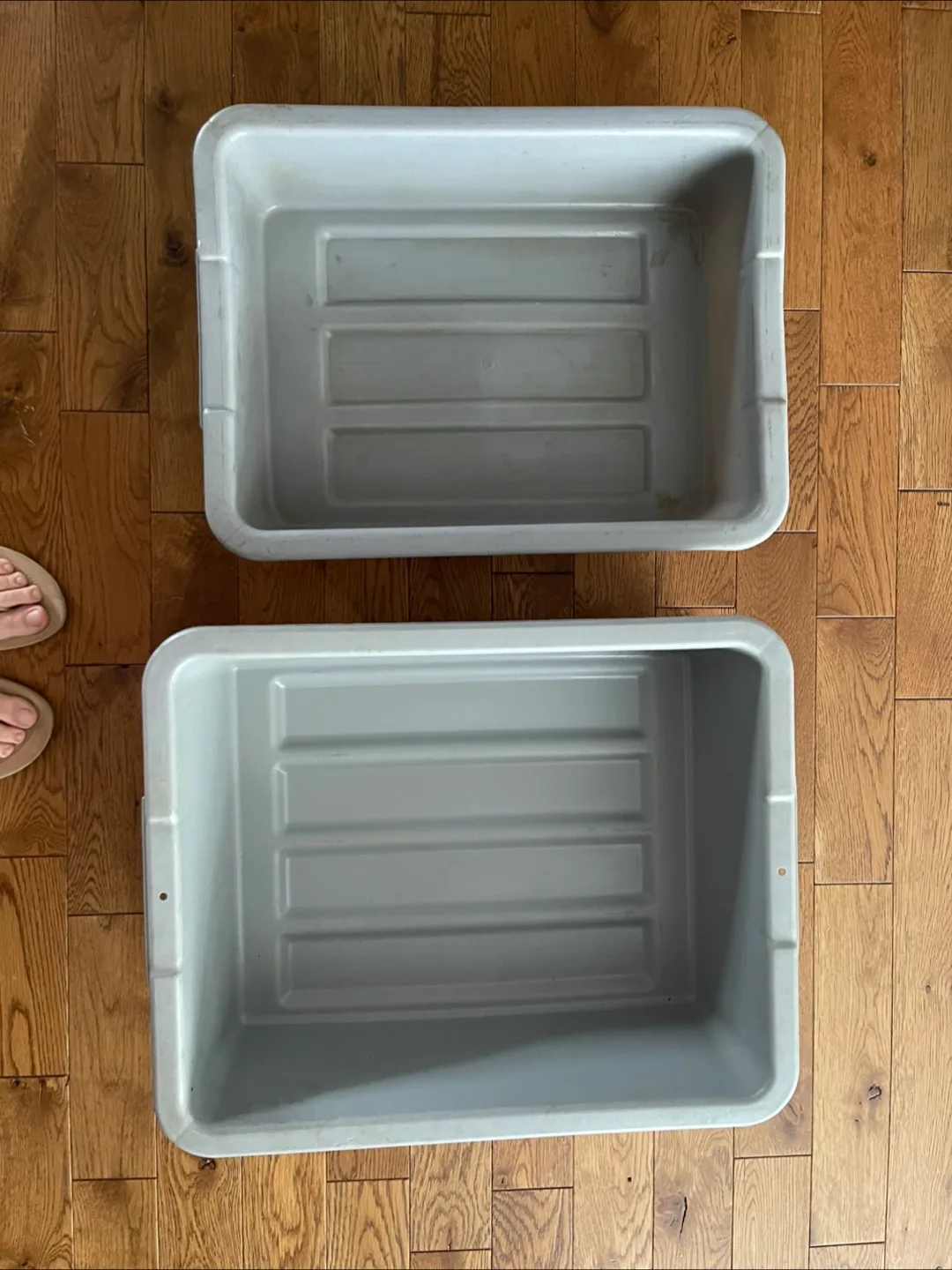 Heavy-Duty Rubbermaid Storage Bins (Set of 2) – Made in Canada thumbnail