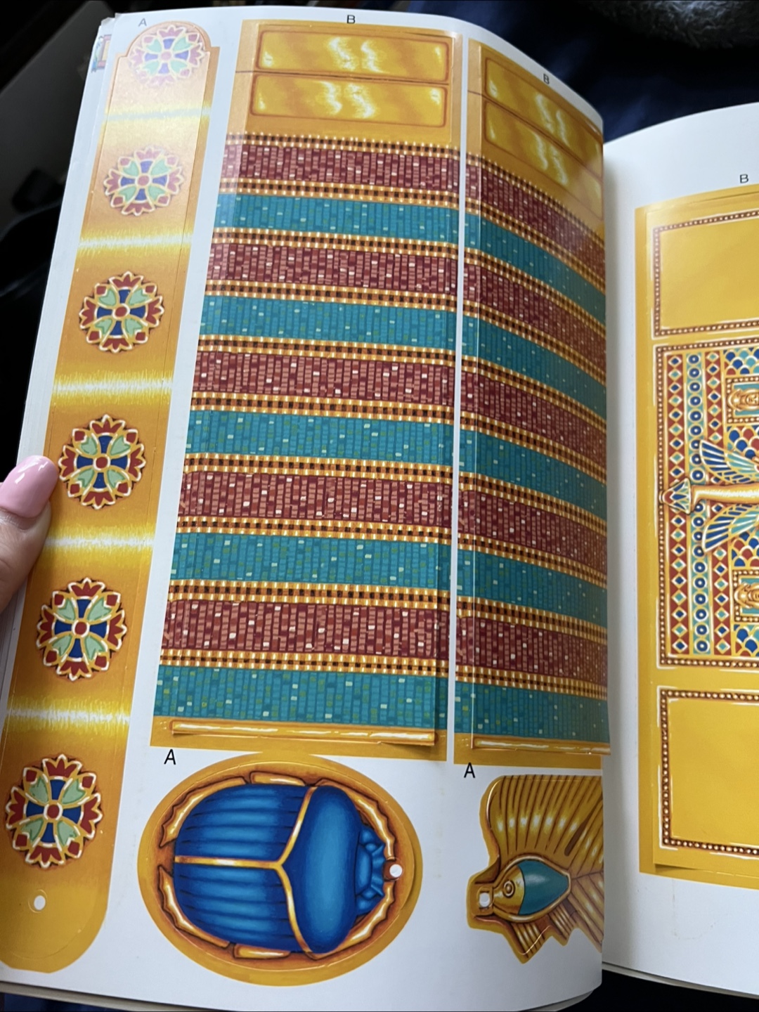 The Egyptian Queen Beauty Book by Delia Pemberton - photo 4