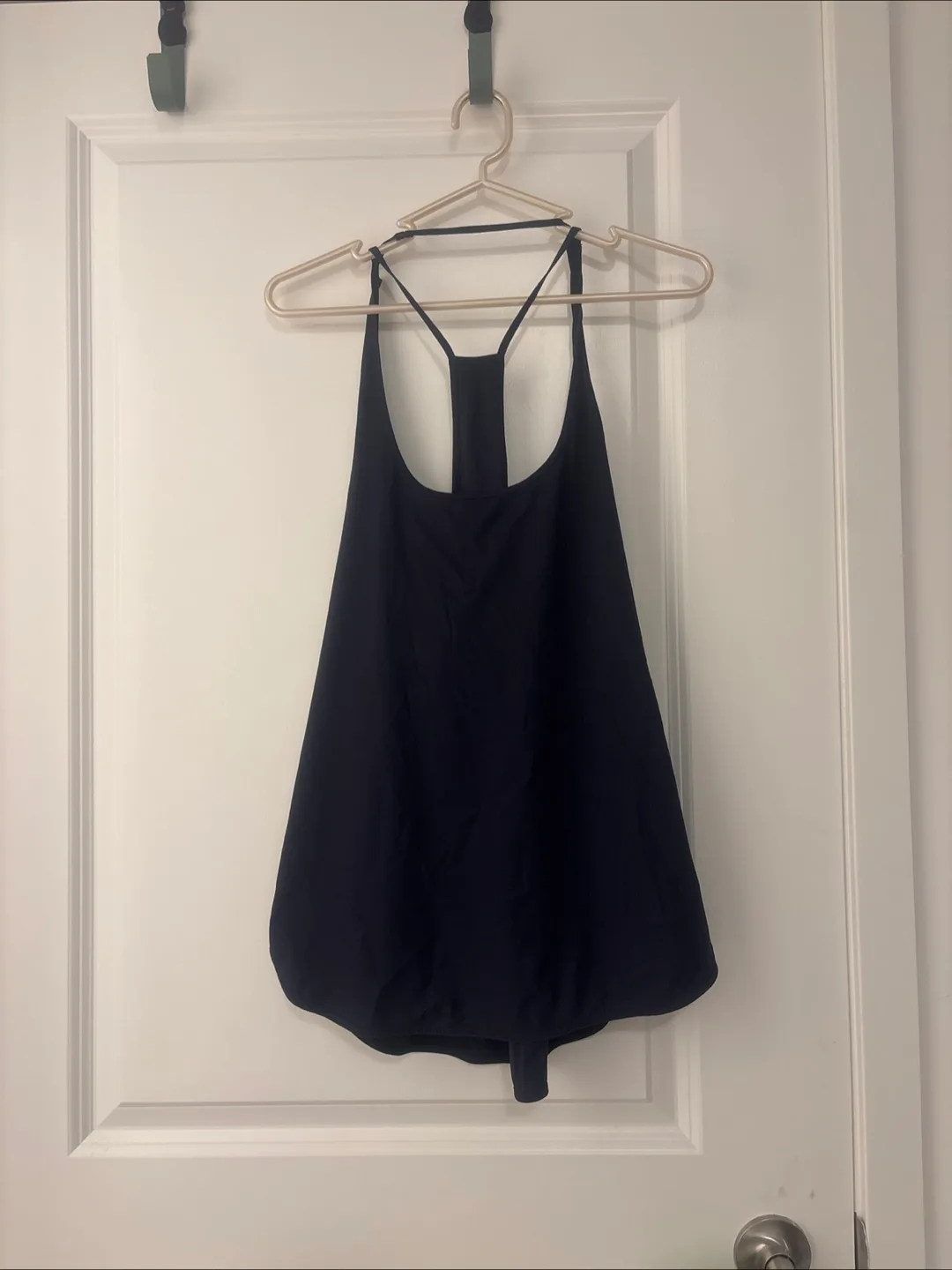 Lululemon Tank Top, Size 8 thumbnail