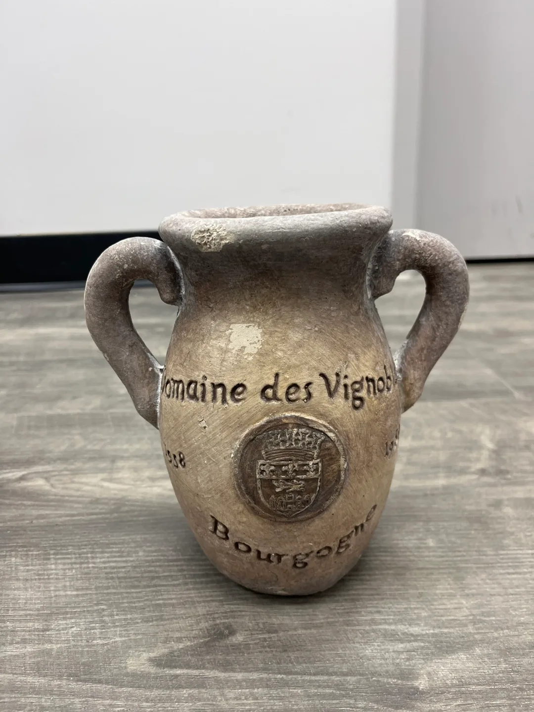 Decorative ceramic Vase thumbnail