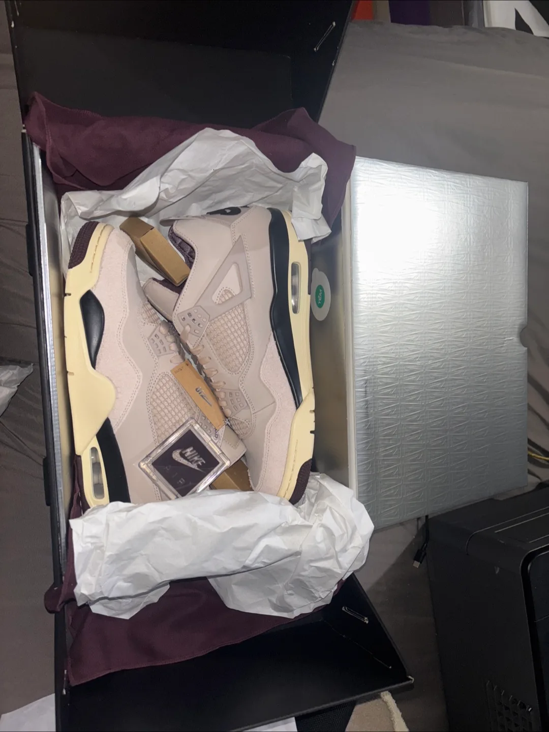 Nike Air Jordan 4 Retro A Ma Maniére While You Were Sleeping thumbnail