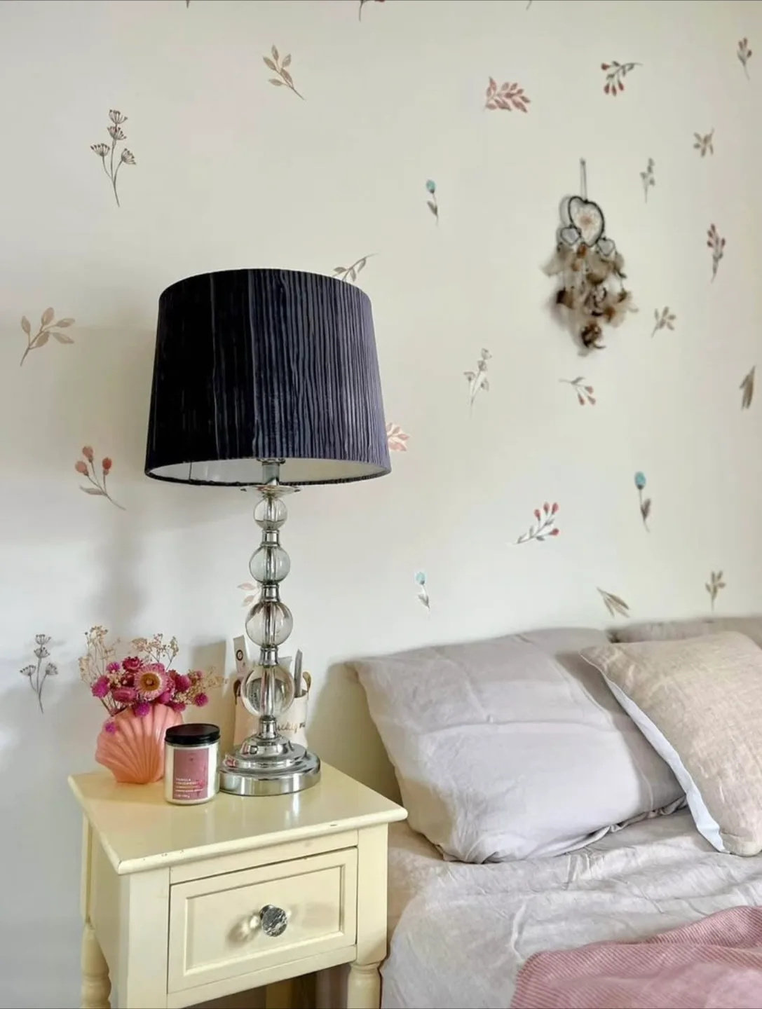 Chic Table Lamp with gray Velvet Shade thumbnail