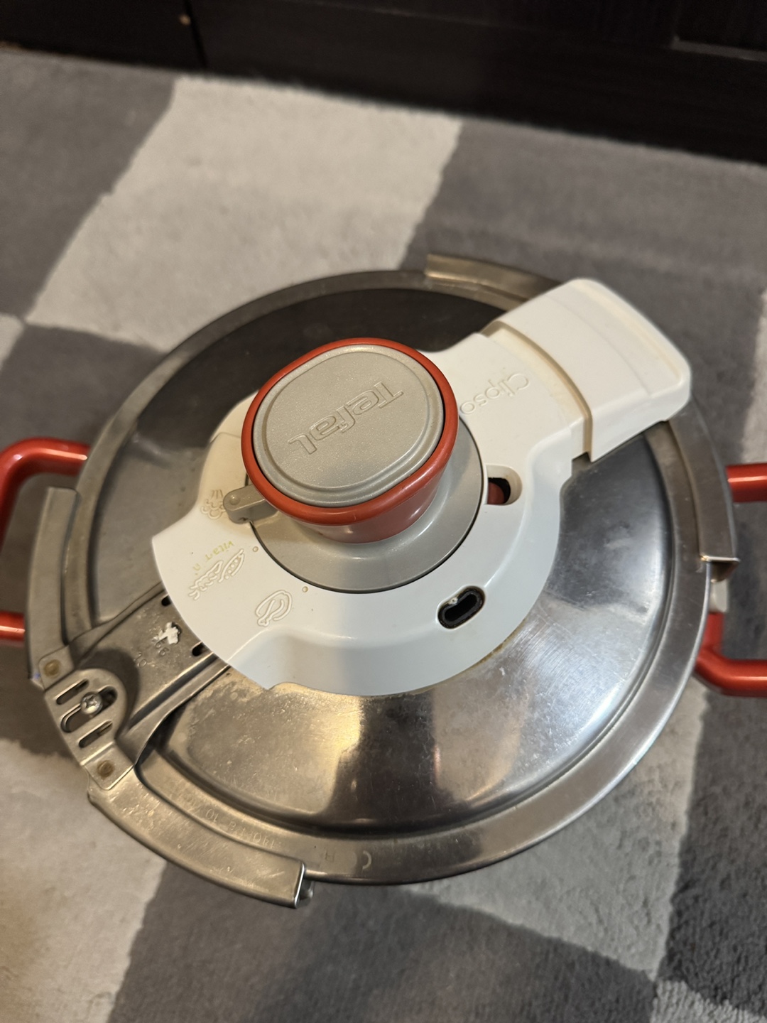 Tefal Clipso Pressure Cooker