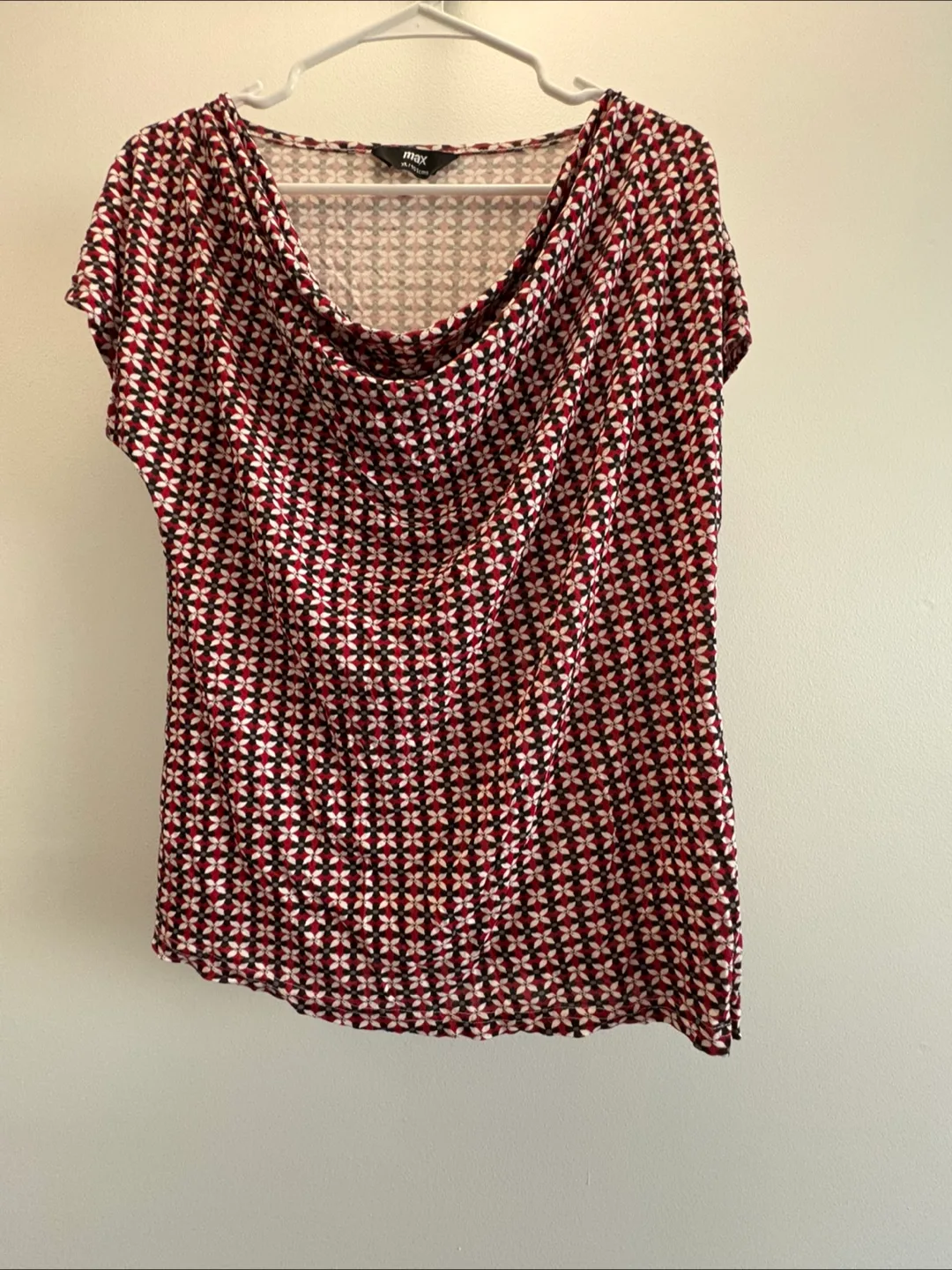 Max XL Top - Red, Black, White Pattern thumbnail