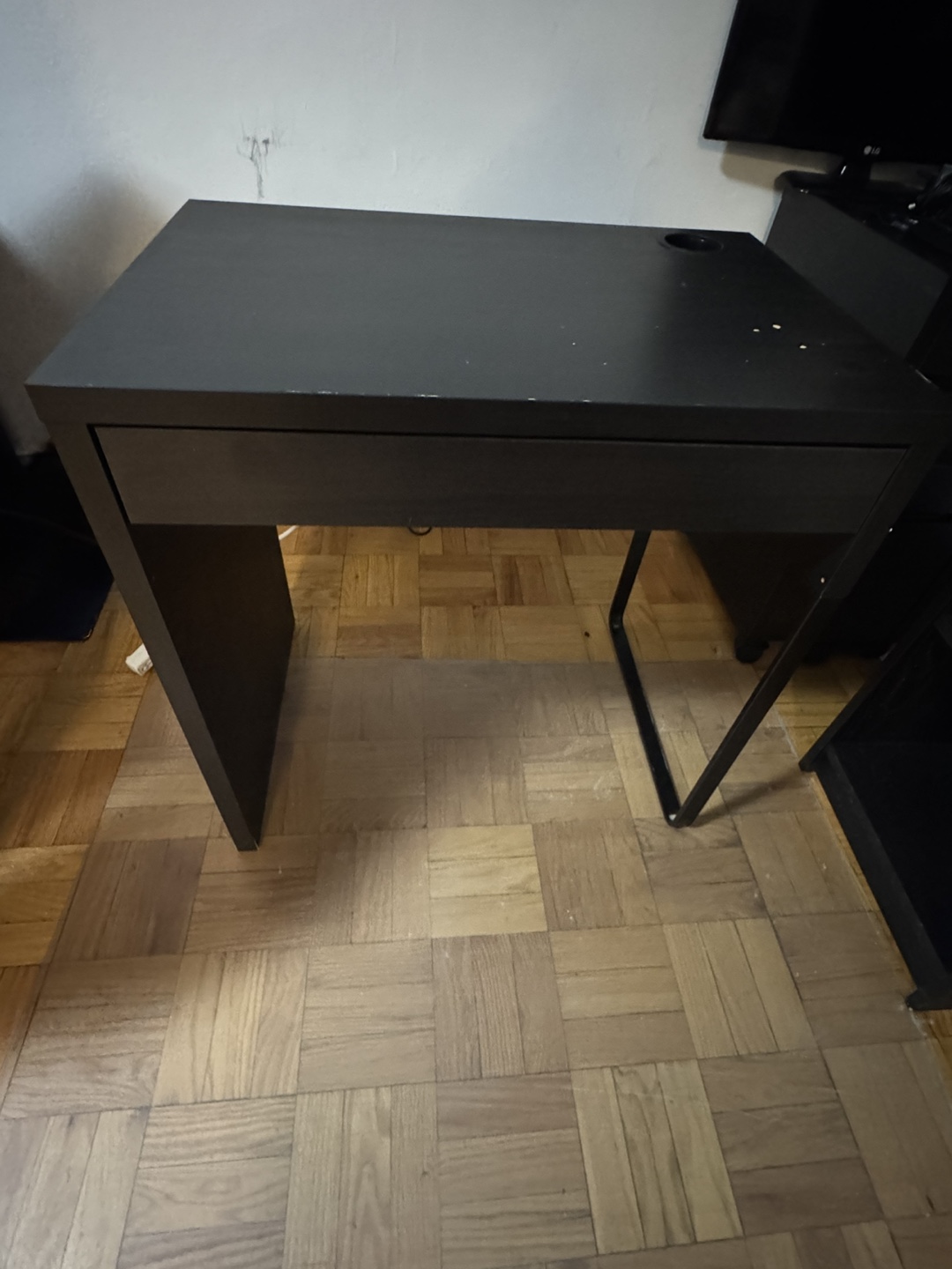 Black Desk with Drawer - photo 2