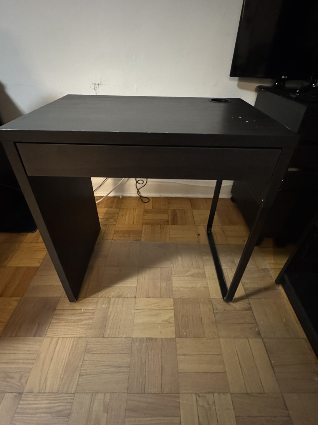 Black Desk with Drawer - photo 3