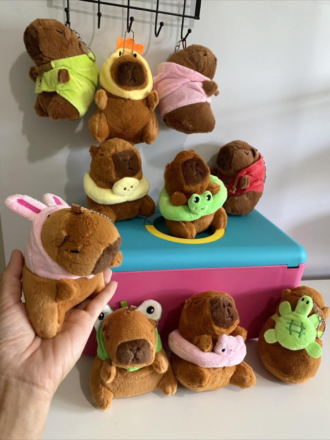 Capybara plush bag ornament keychain