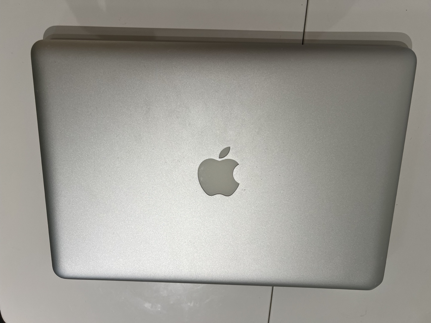 MacBook Pro 13-inch Silver - photo 2