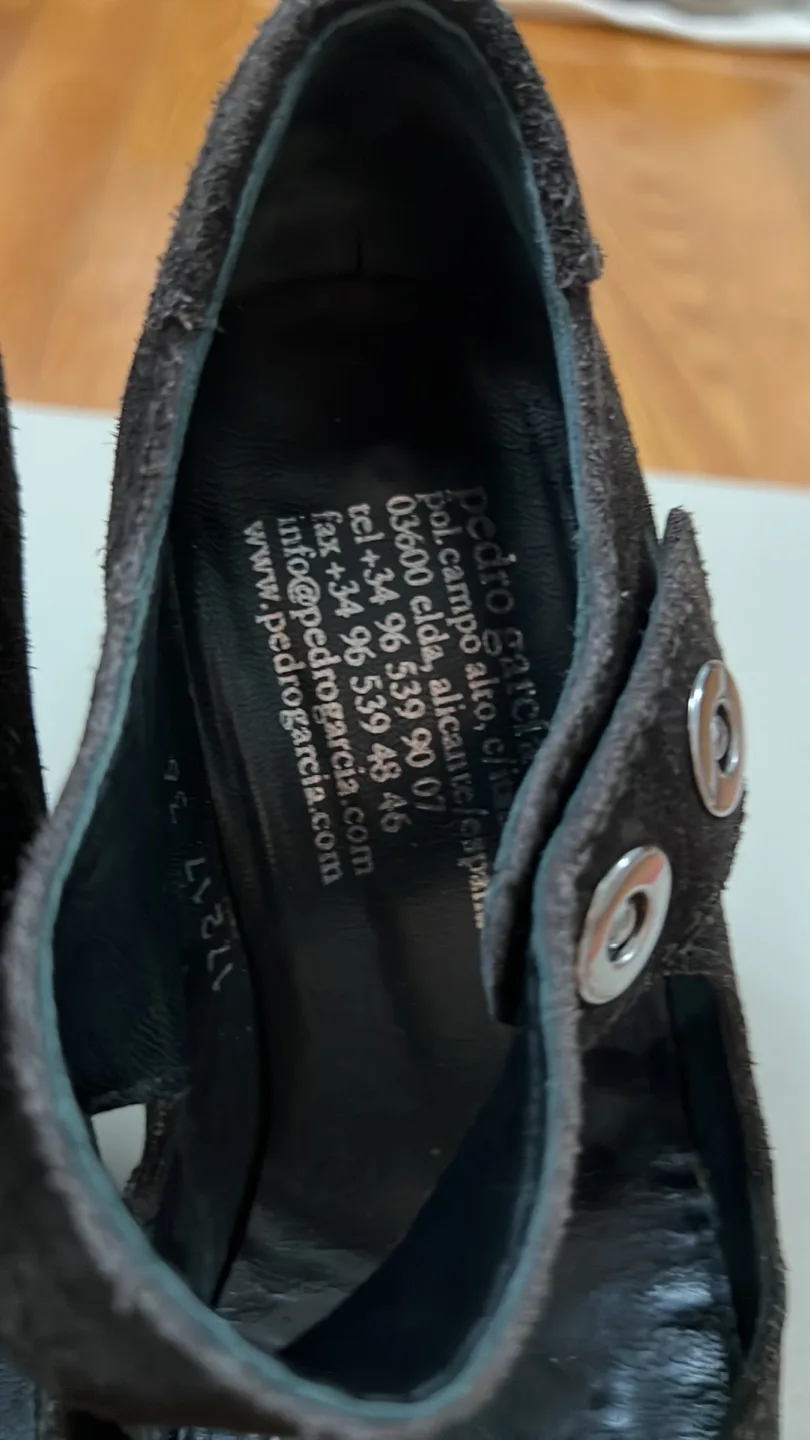 Pedro Garcia Suede Heels image indicator(2)