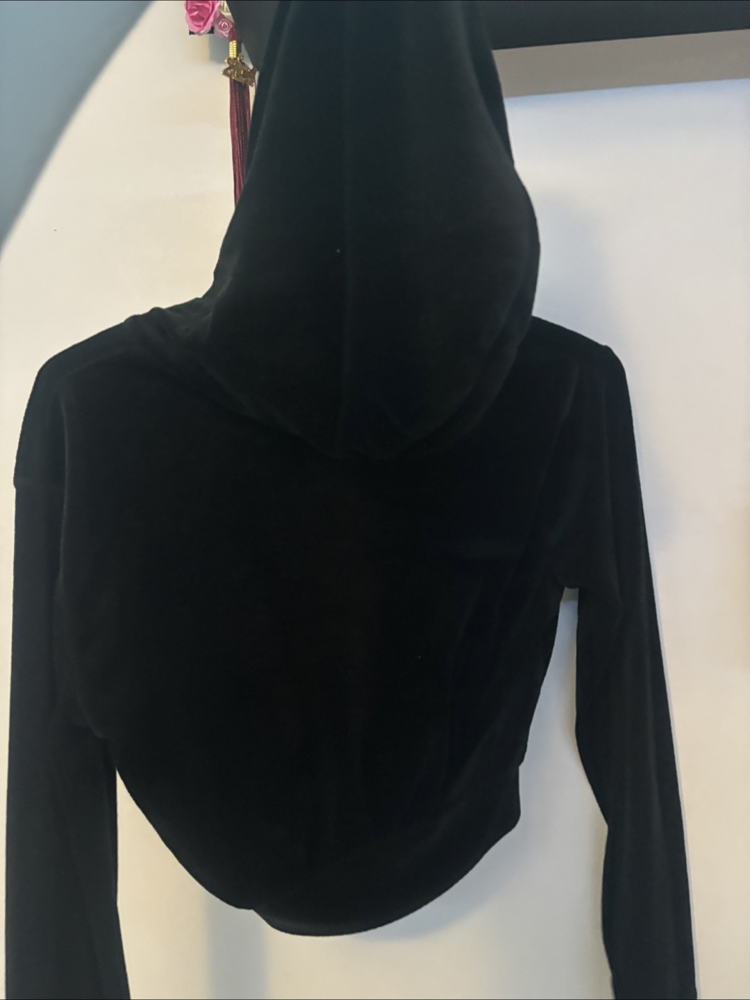 H&M Black Velour Cropped Hoodie - photo 4