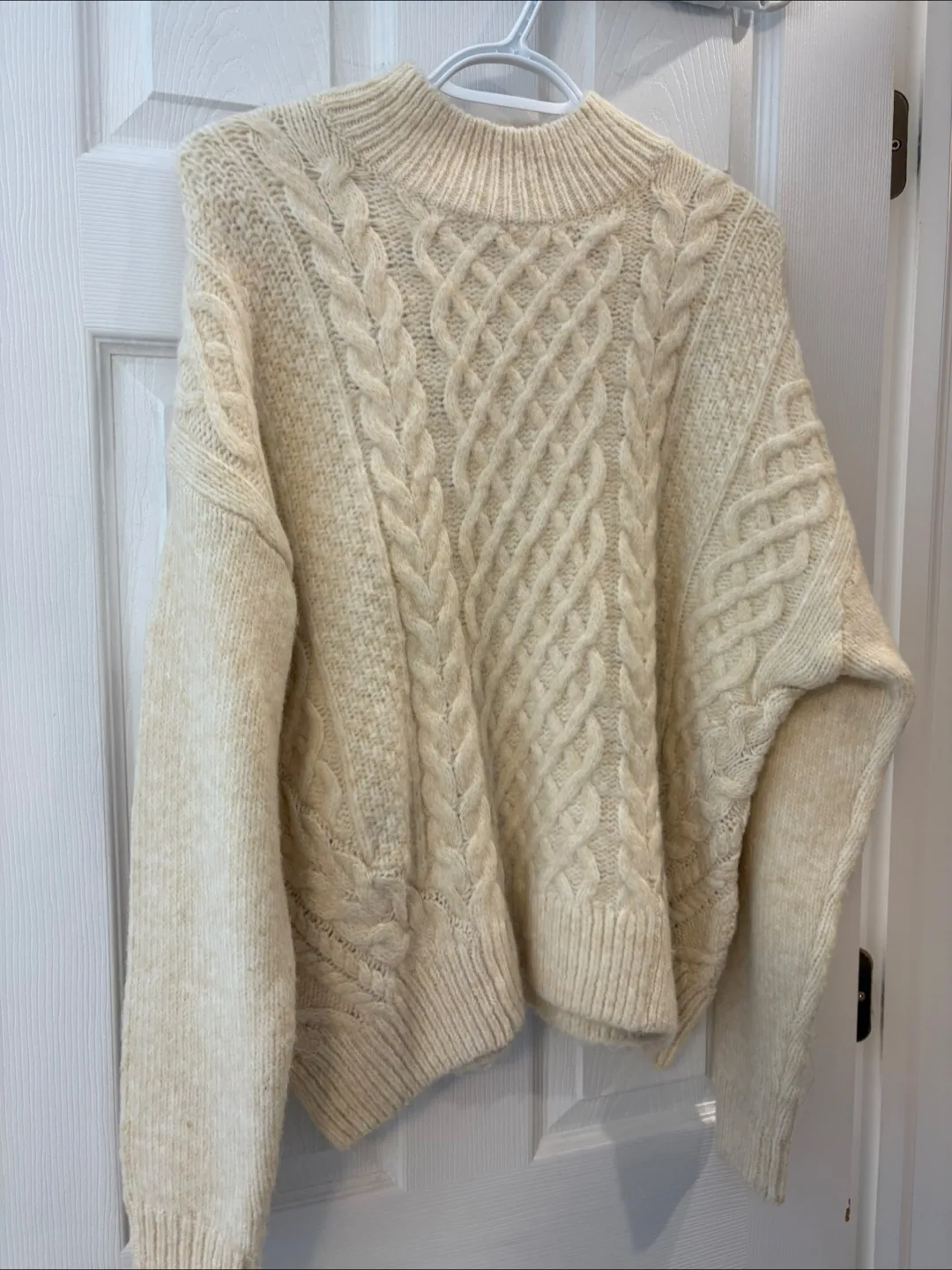 H&M Cream Cable Knit Sweater - Size M thumbnail