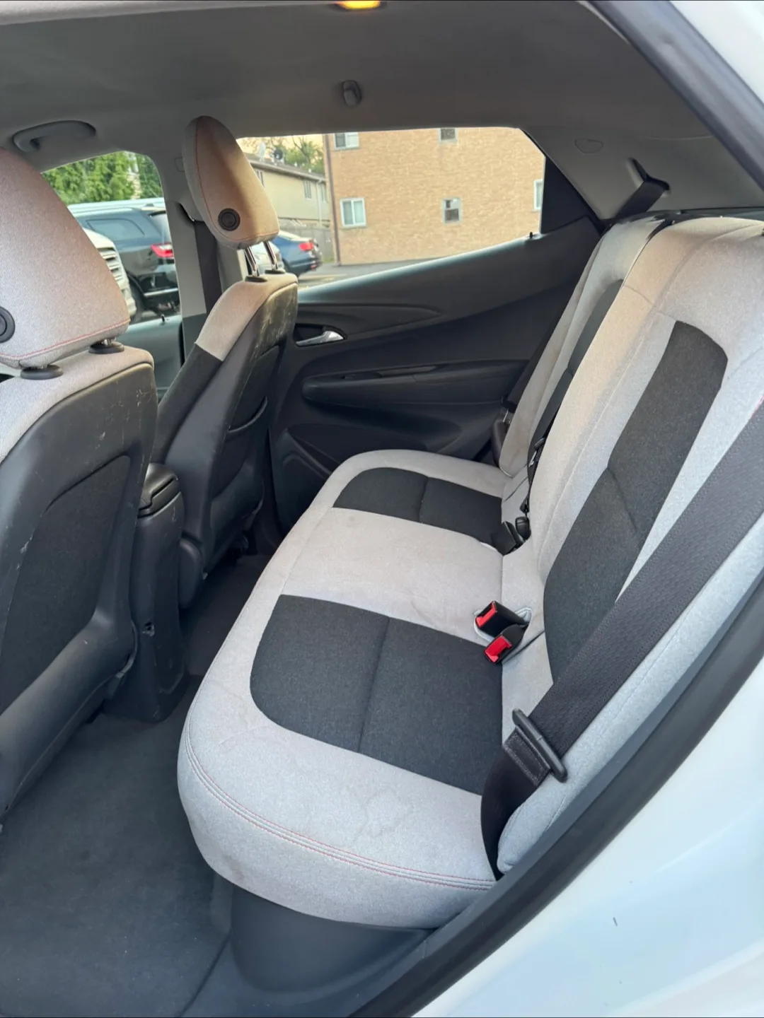 2017 Chevrolet Bolt EV · LT Hatchback 4D image indicator(6)