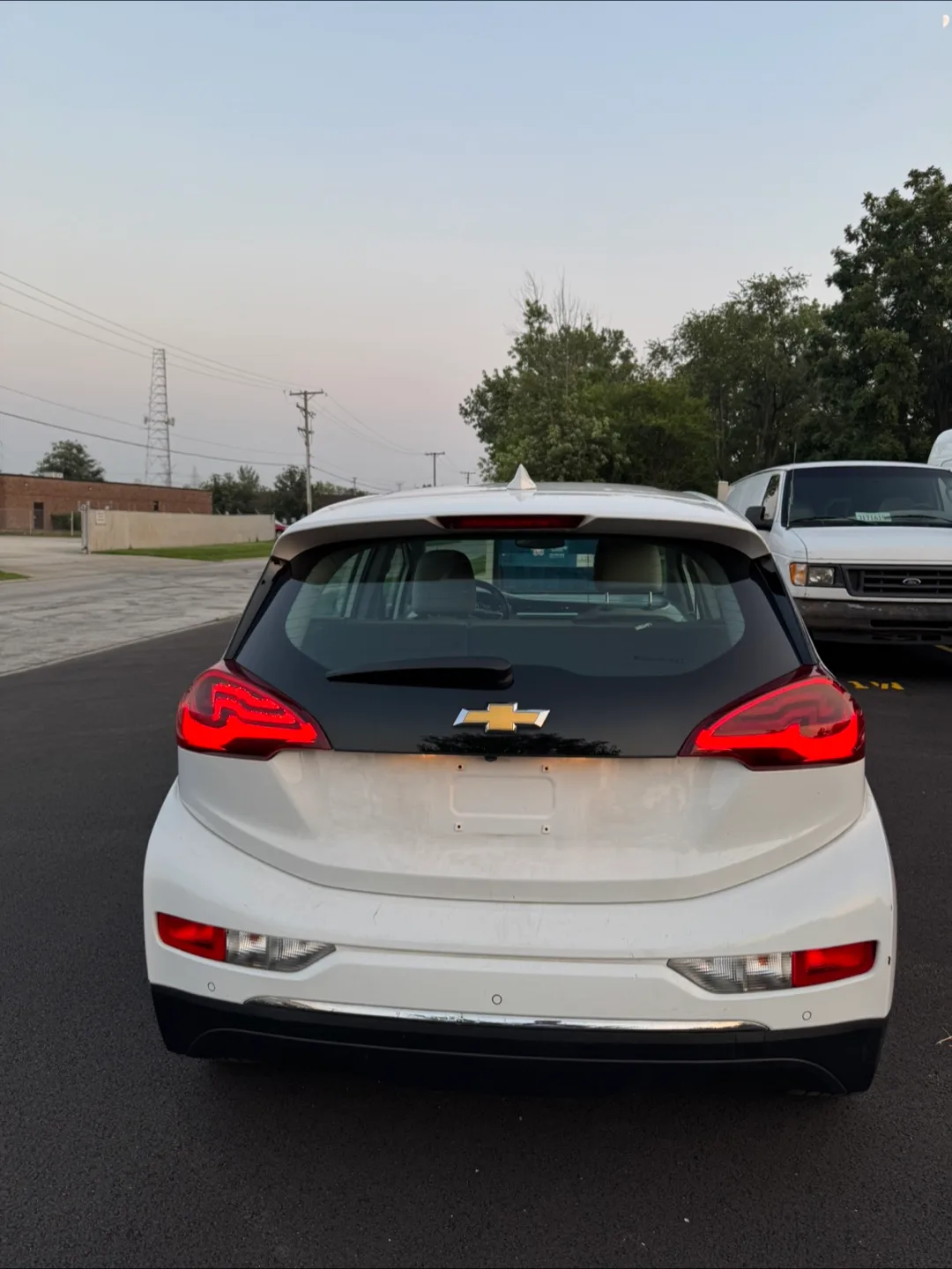 2017 Chevrolet Bolt EV · LT Hatchback 4D image indicator(3)