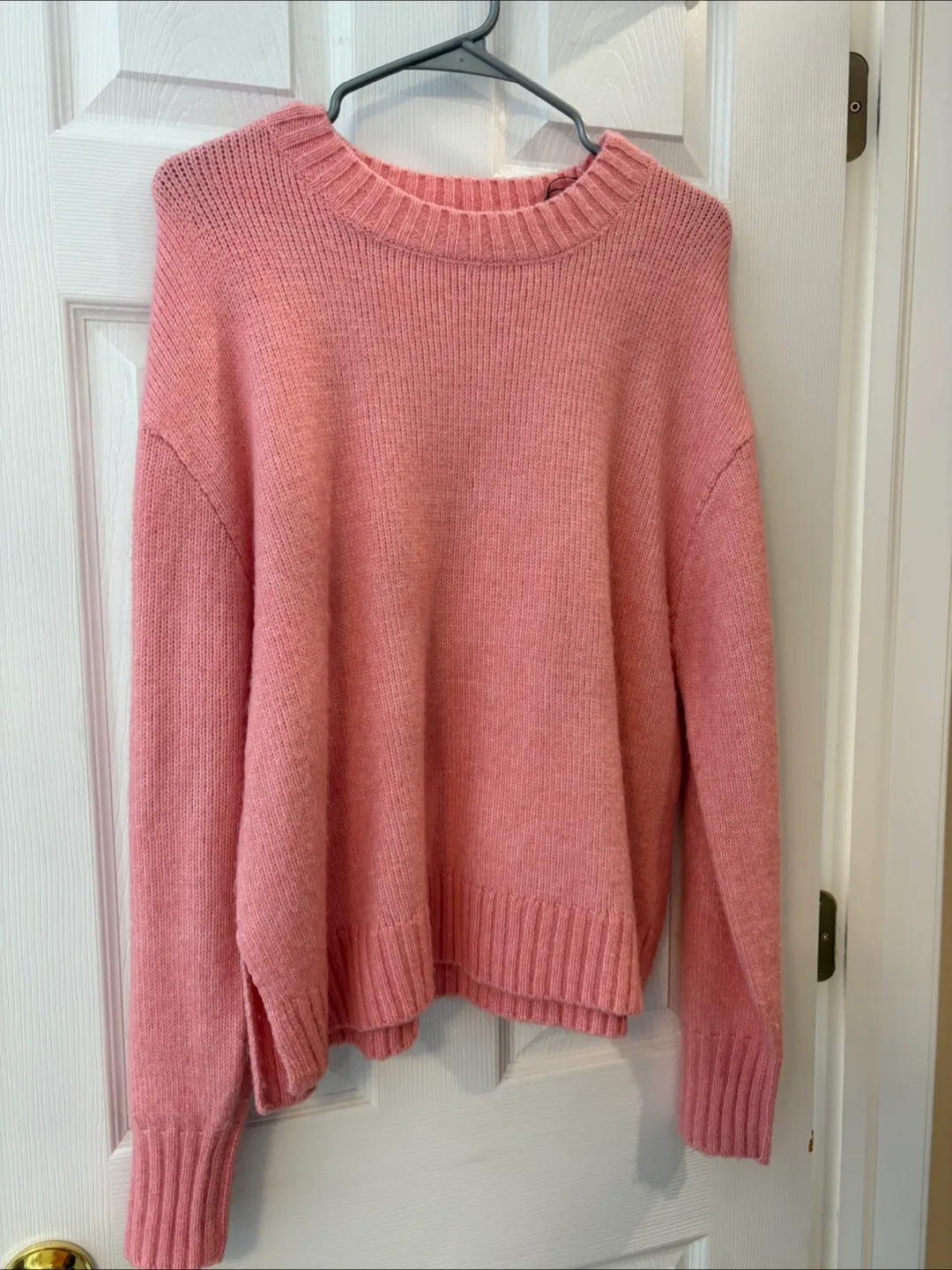 H&M Pink Sweater - Size M thumbnail