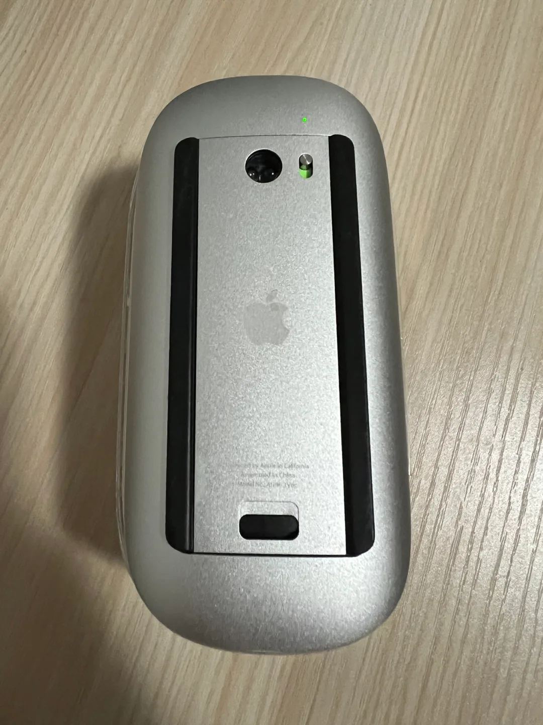 Apple Magic Mouse - Wireless Multi-Touch Mouse image indicator(2)