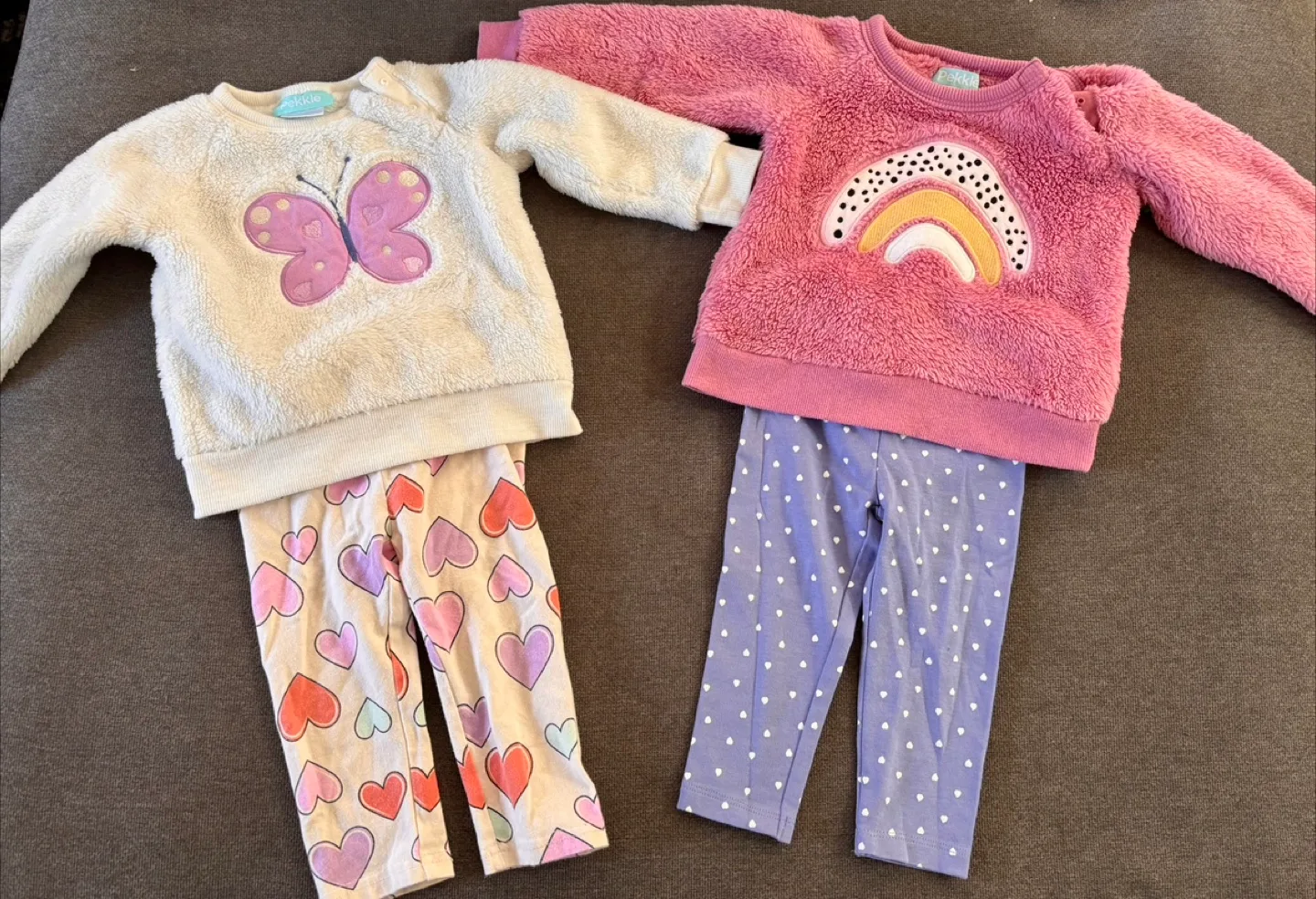 Baby/Toddler Clothes Bundle image indicator(6)