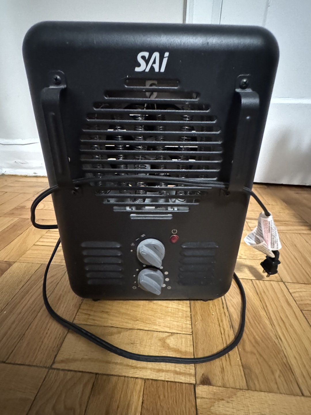 SAI Black Space Heater