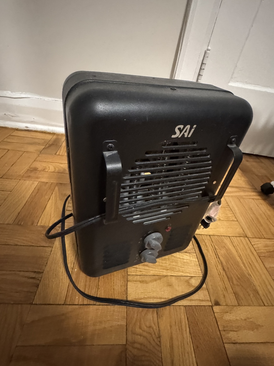 SAI Black Space Heater - photo 3