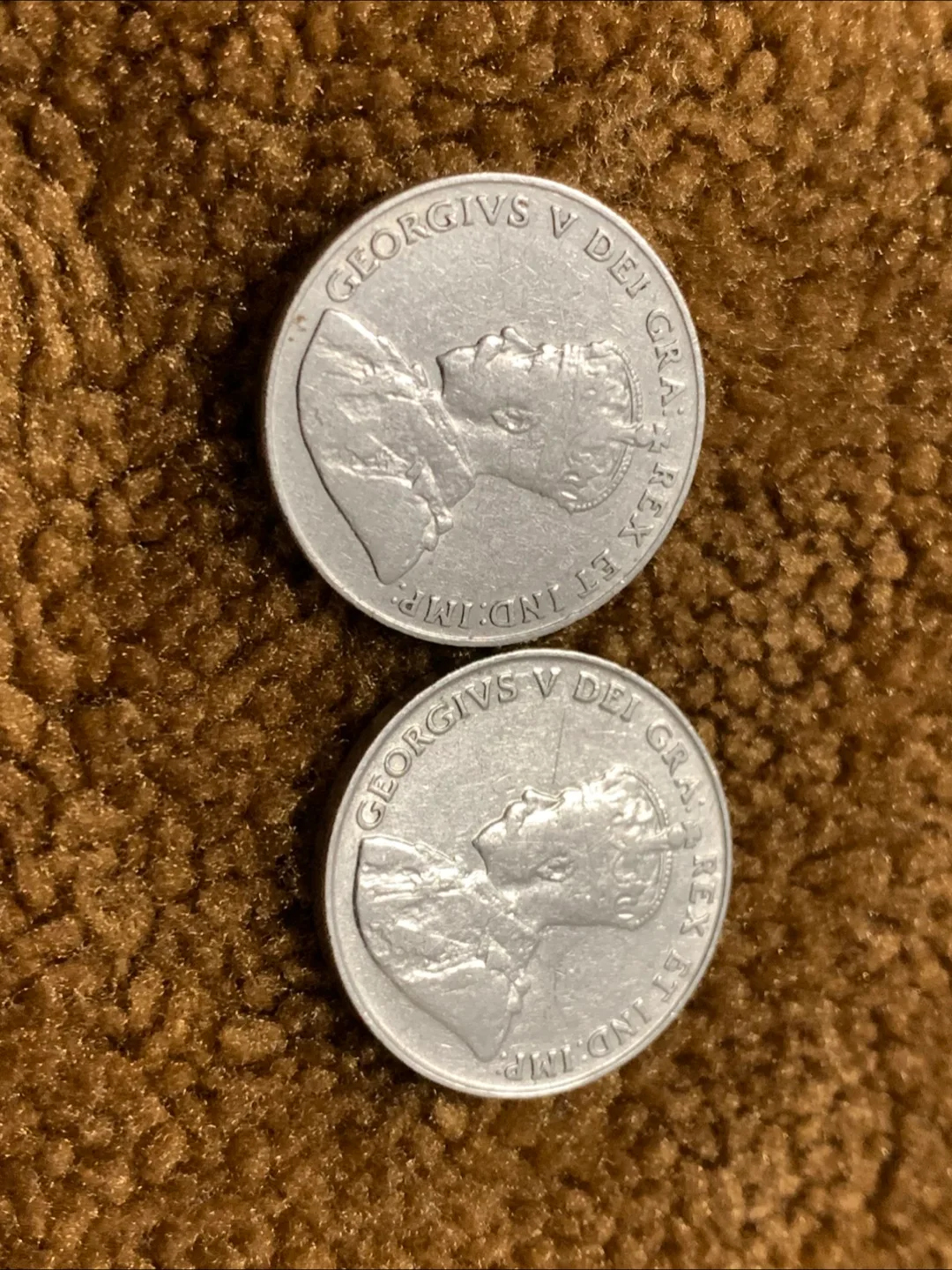 1922 & 1929 Canadian five cents coin thumbnail
