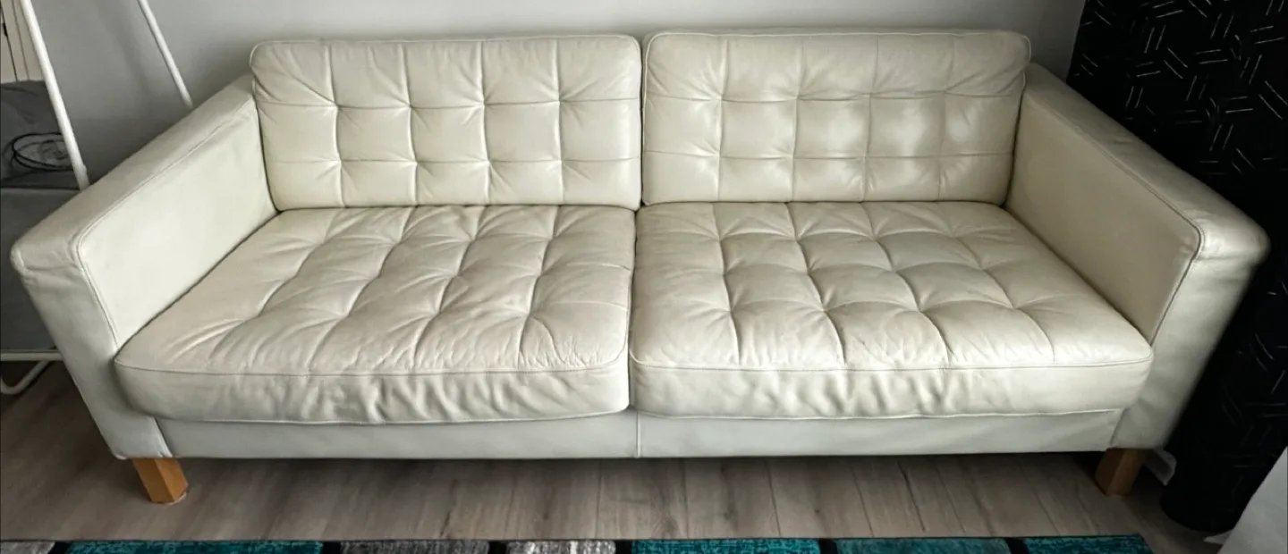 White Leather Tufted Sofa image indicator(3)