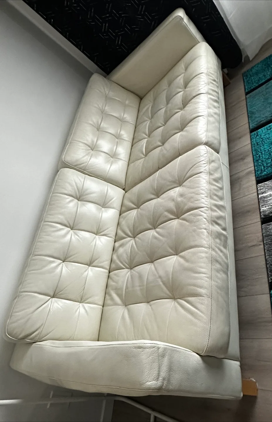 White Leather Tufted Sofa image indicator(2)