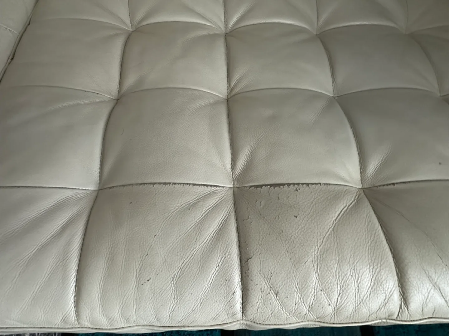White Leather Tufted Sofa image indicator(4)