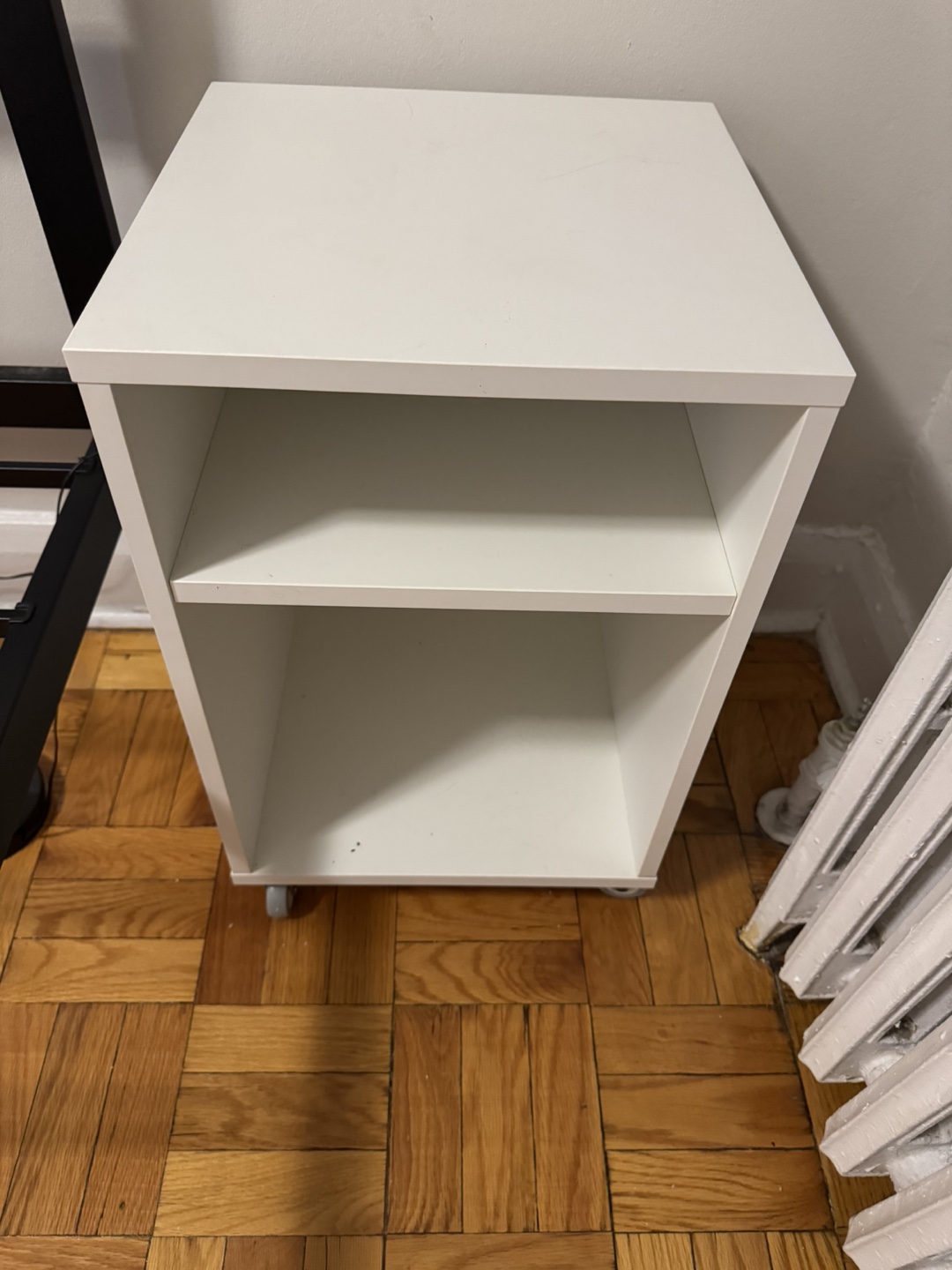 White Rolling Shelf Unit - photo 3