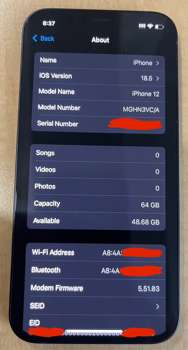 iPhone 12 - Black thumbnail