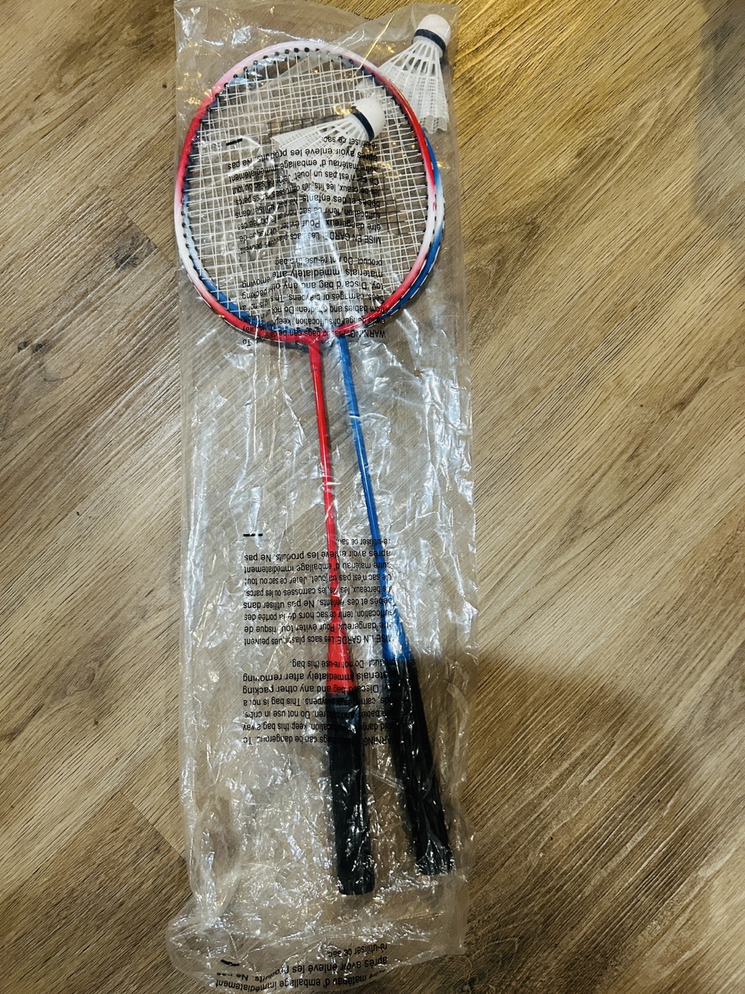 New Badminton Set with Rackets and Shuttlecock - photo 3