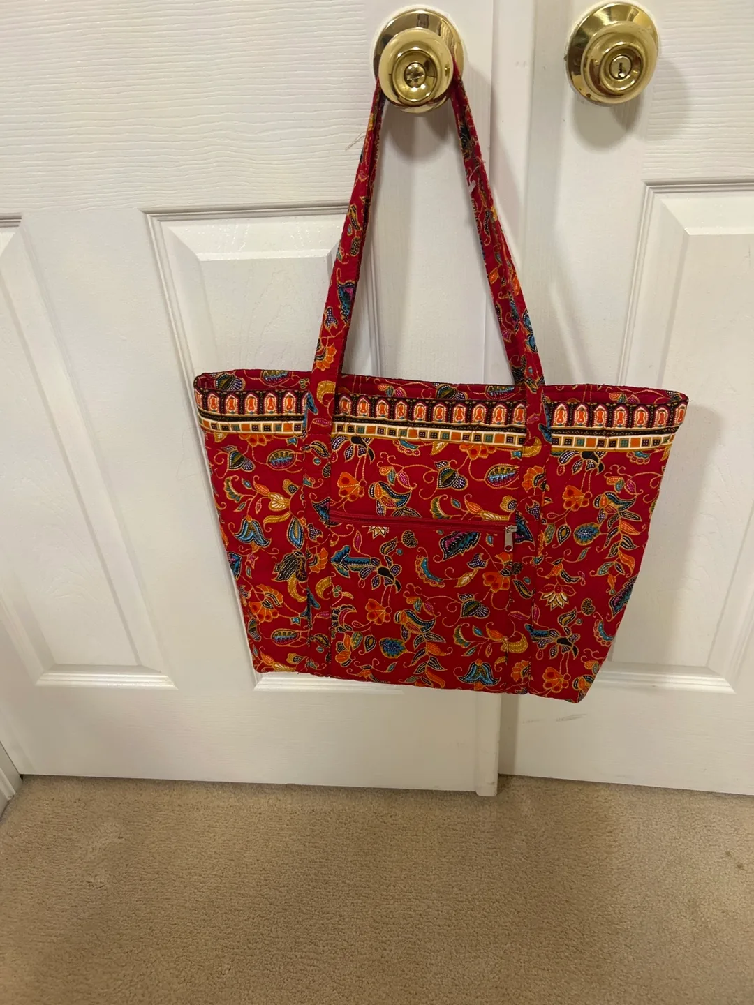 Red Floral Quilted Tote Bag image indicator(2)