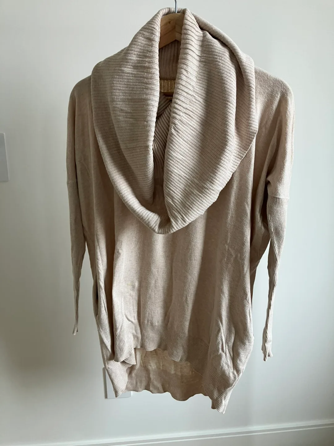 Victoria's Secret XS Beige Tunic Sweater thumbnail