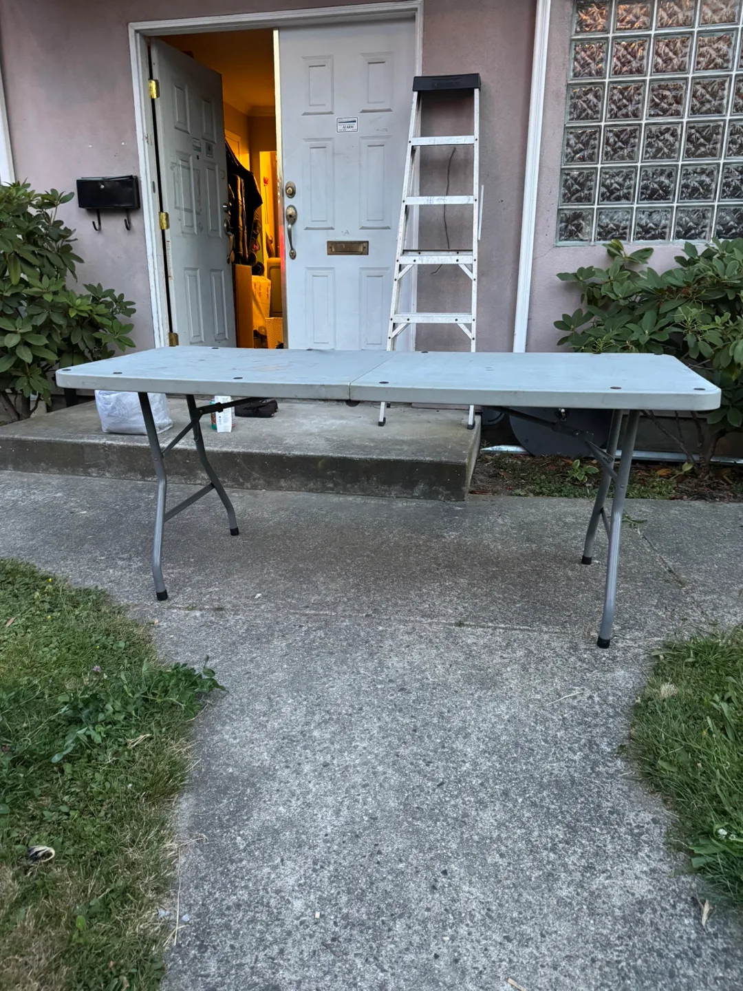 Staples Folding Table thumbnail