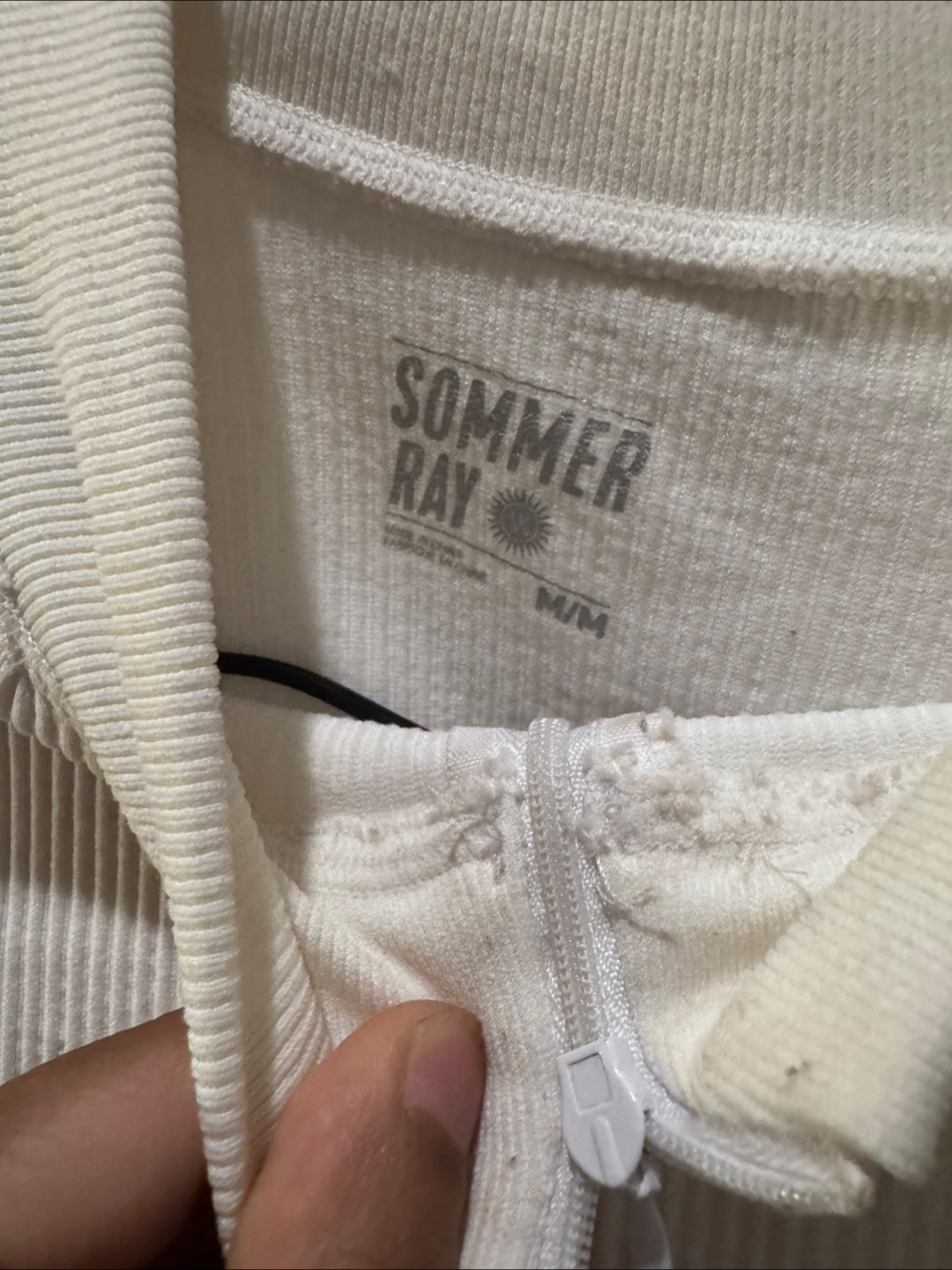 Sommer Ray White Ribbed Pullover - Size M/M - photo 3