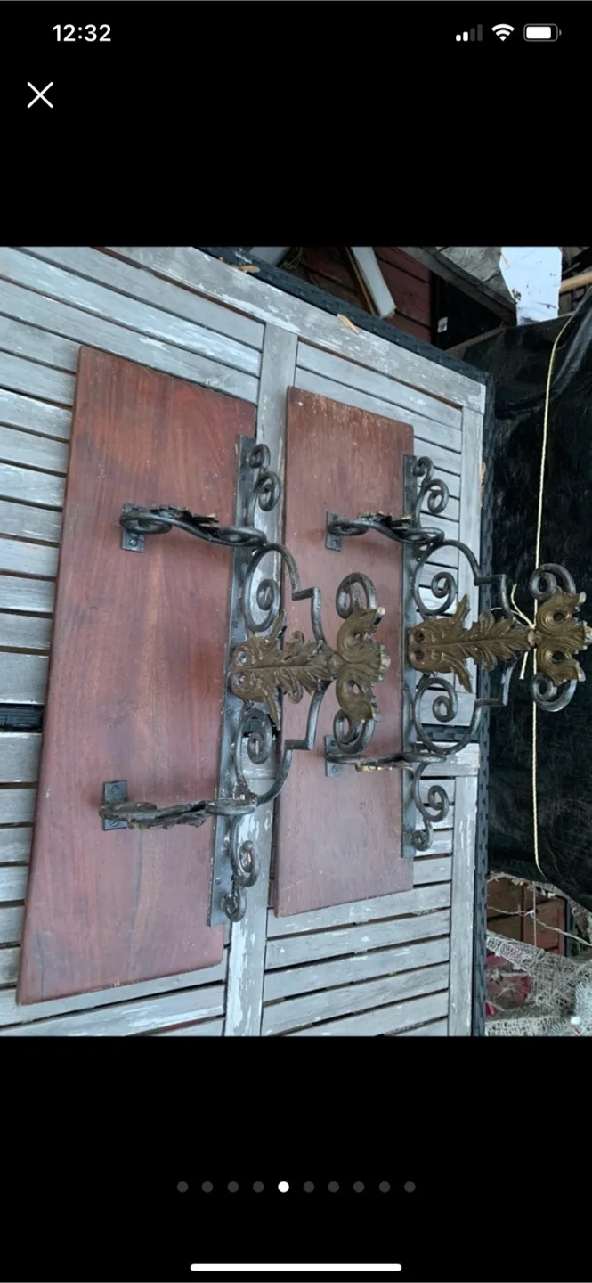 2 Piece Antique Dark wood Shelves and Horse Books Stand image indicator(5)